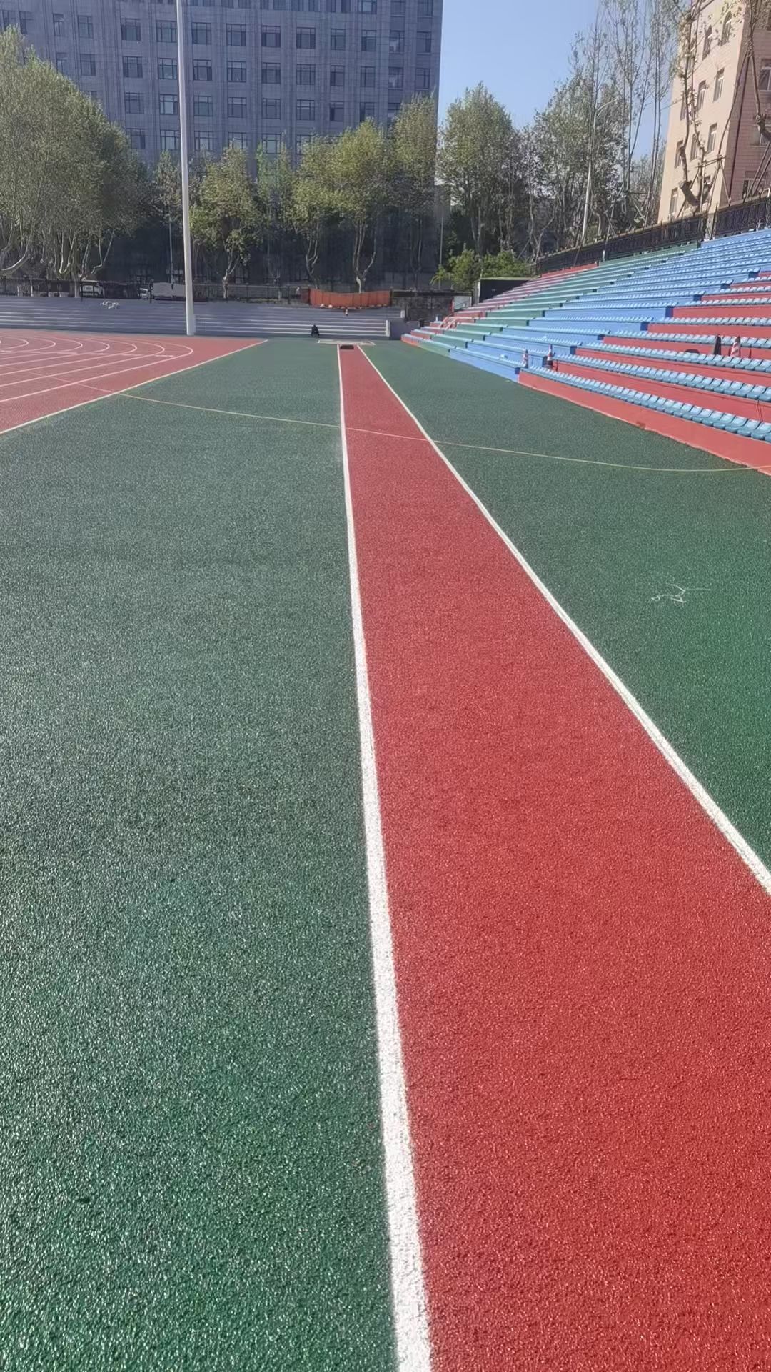揭阳市学校运动操场透水跑道 - 哪里好